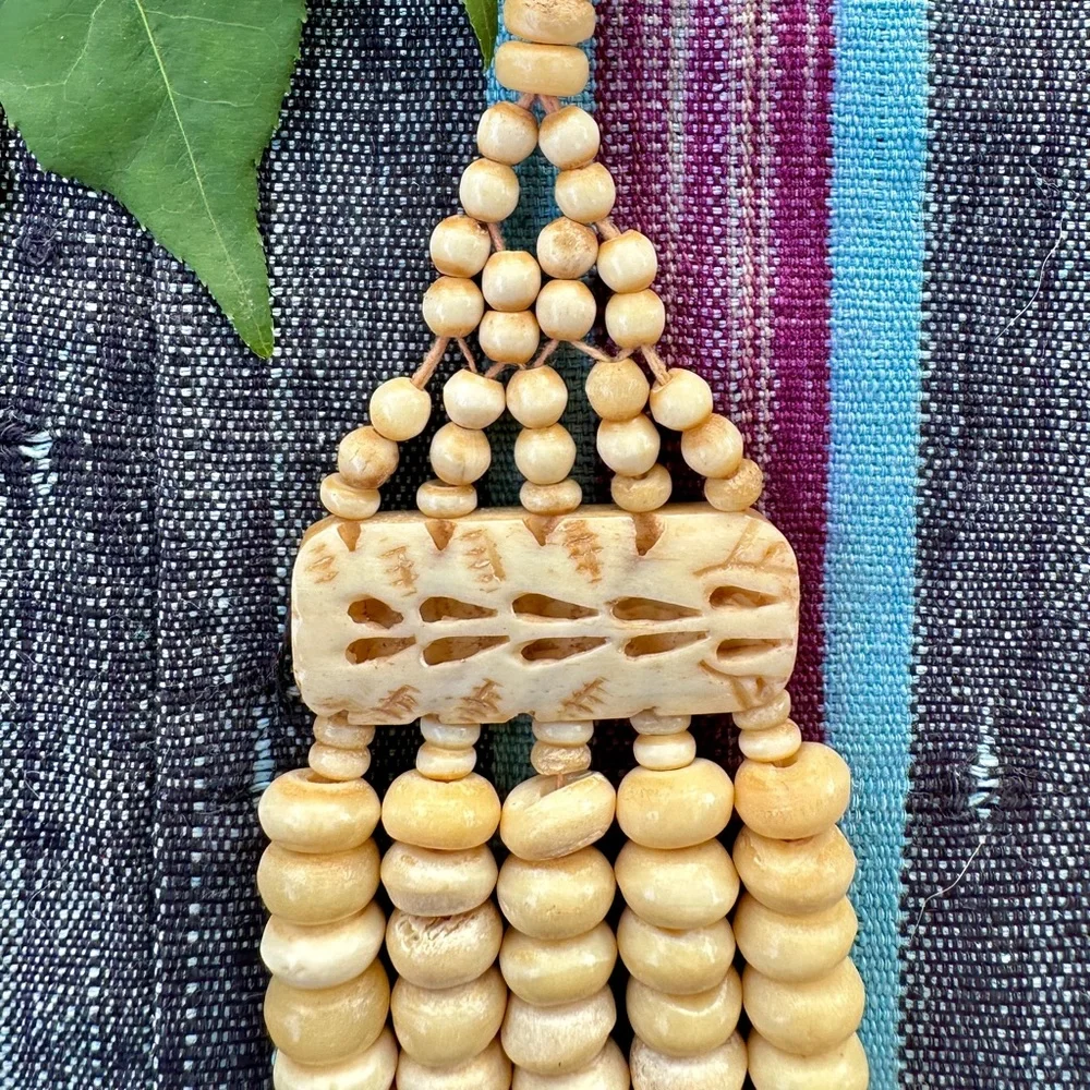 Vintage African Carved Bone Necklace - Picture 6 of 10